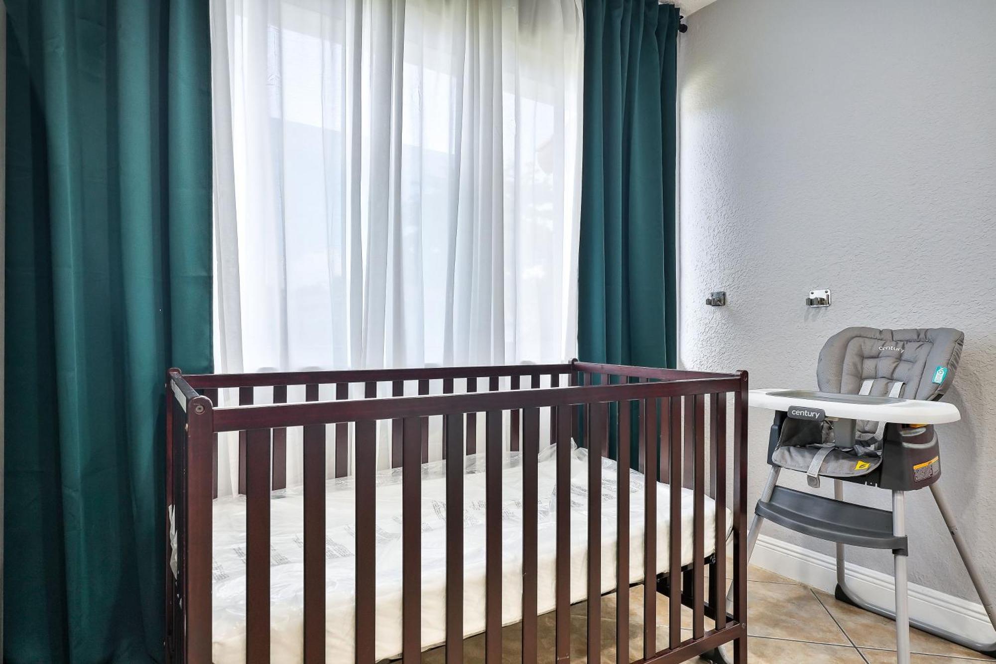 Vacay Spot: Beachside Retreat with Urban Perks Miami Exterior photo